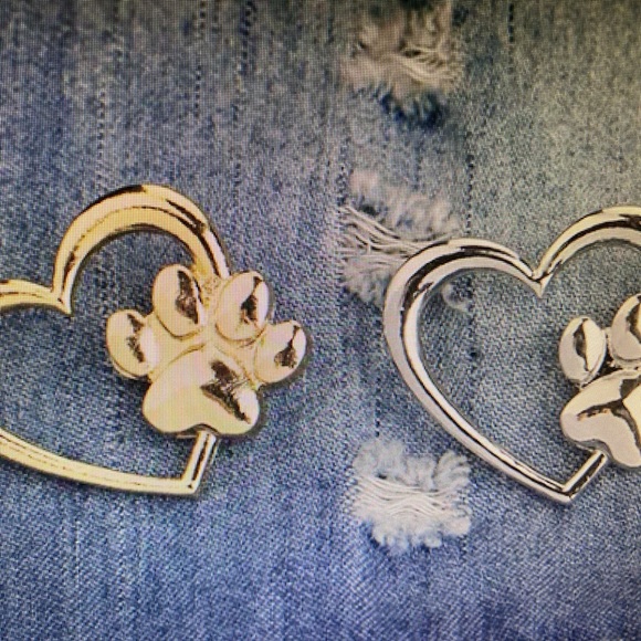 Mini Boho Pet Love Gold Cartoon Paw Print Heart Shaped Unisex Brooch - Picture 6 of 7